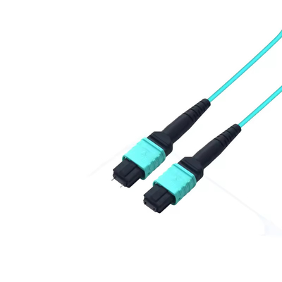 MPO/UPC - Man MPO/APC - Vrouwelijk glasvezelpatchkabel OM3 FTTH 12-kern glasvezelpatchkabel