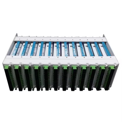 Intelligente structuur 1U glasvezelkabelmanager 12 poort patch panel OEM brandwerend