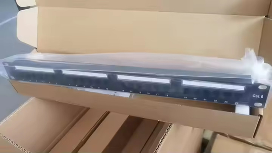 Metalen modulaire jack met 24 poorten, categorie 6 UTP patch panel voor OEM/ODM-toepassingen
