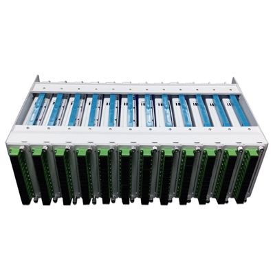 Intelligente structuur 1U glasvezelkabelmanager 12 poort patch panel OEM brandwerend