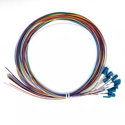 vezel pigtail 12 ader 0.9mm G652D PVC vezel pigtail LC FC SC ST UPC APC vezel pigtail